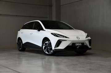 WAARBORG TOT 10/2030 l 64 kWh l Comfort l DAB l Carplay l 360° l