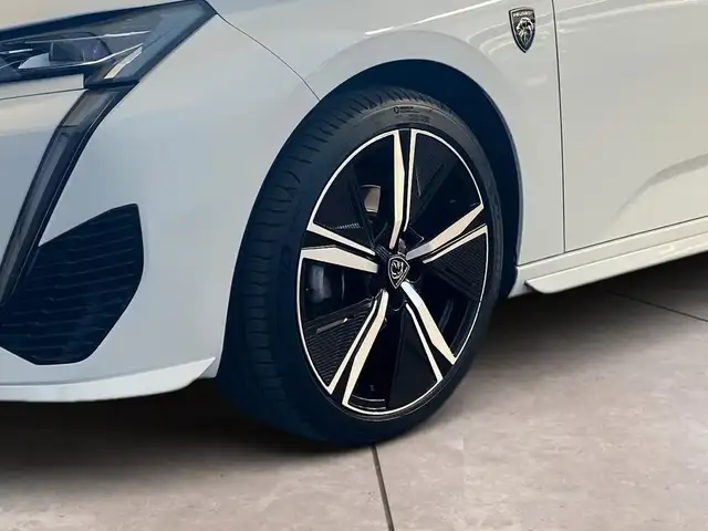 Peugeot 308 view 15