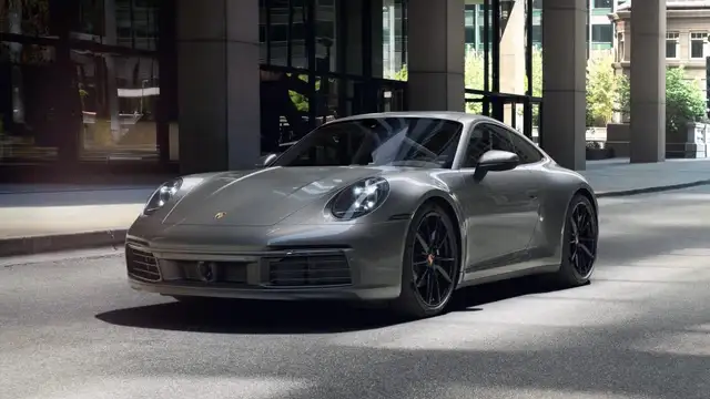 Porsche 992 Carrera