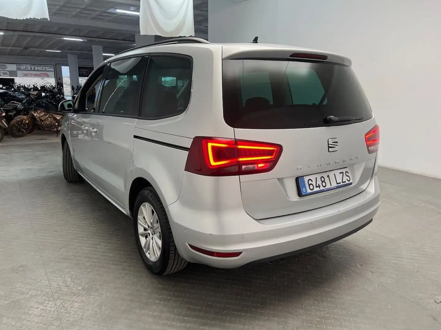 SEAT Alhambra 1.4 TSI S&S Style DSG 7 plazas Gris - 2