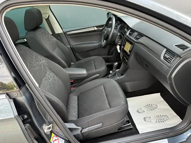 Skoda Rapid view 14