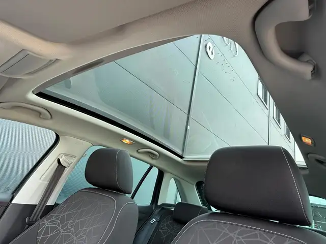 Skoda Rapid view 3
