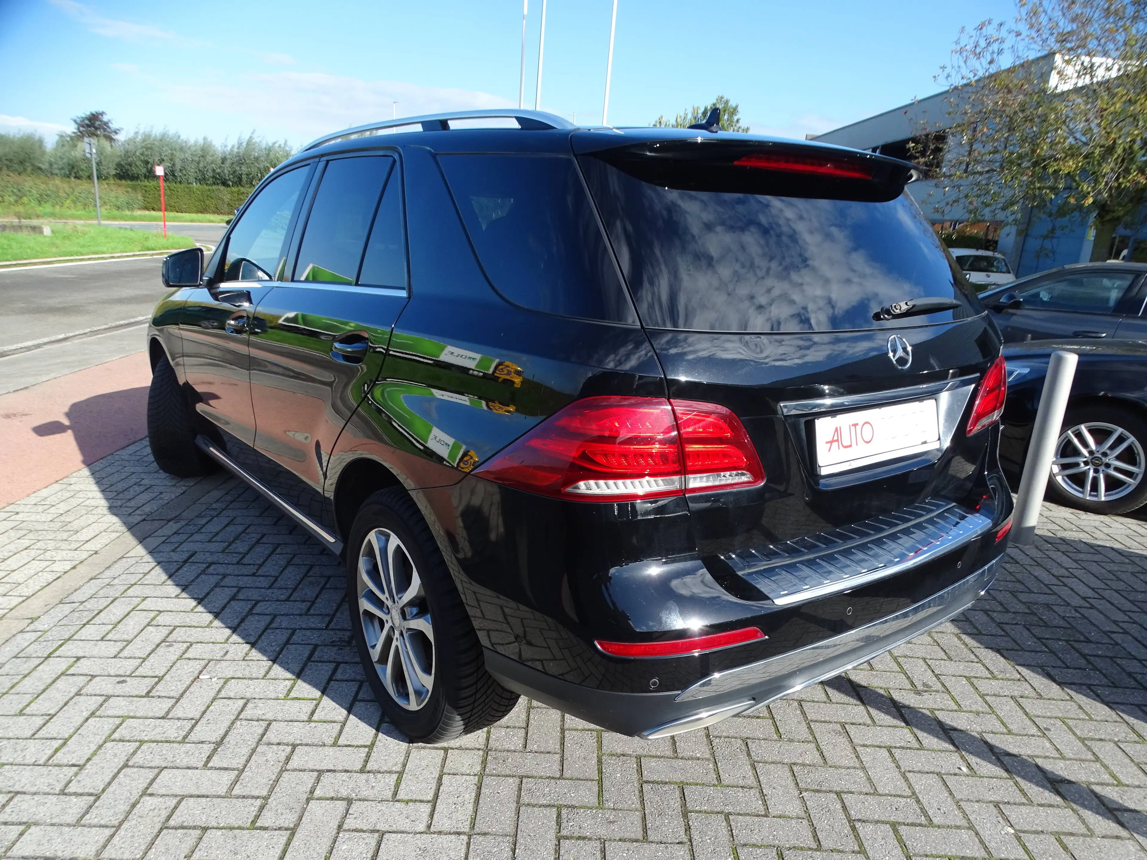 Mercedes-Benz GLE 250 GLE 250 d 4-Matic — photo 4