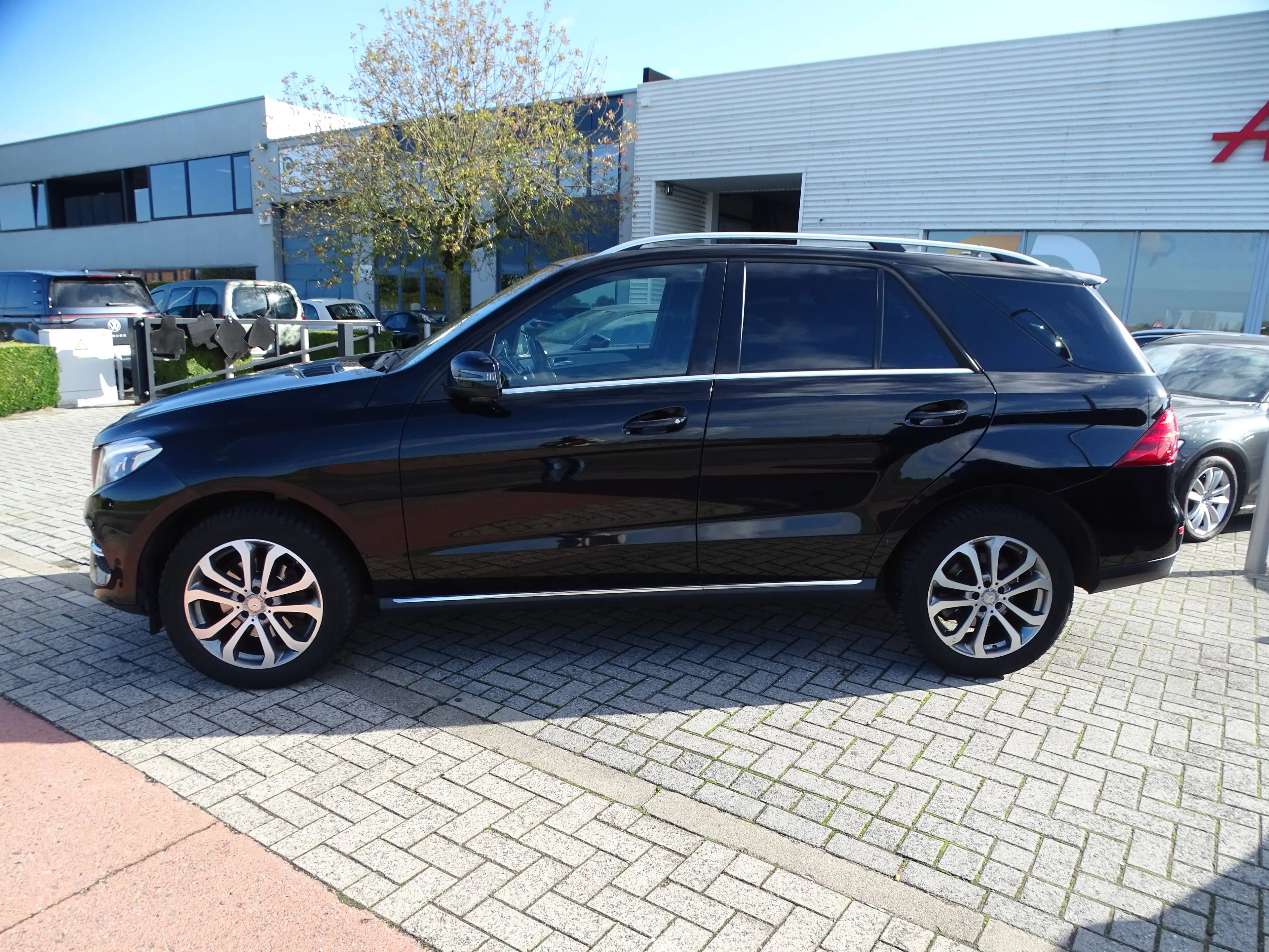 Mercedes-Benz GLE 250 GLE 250 d 4-Matic — photo 5