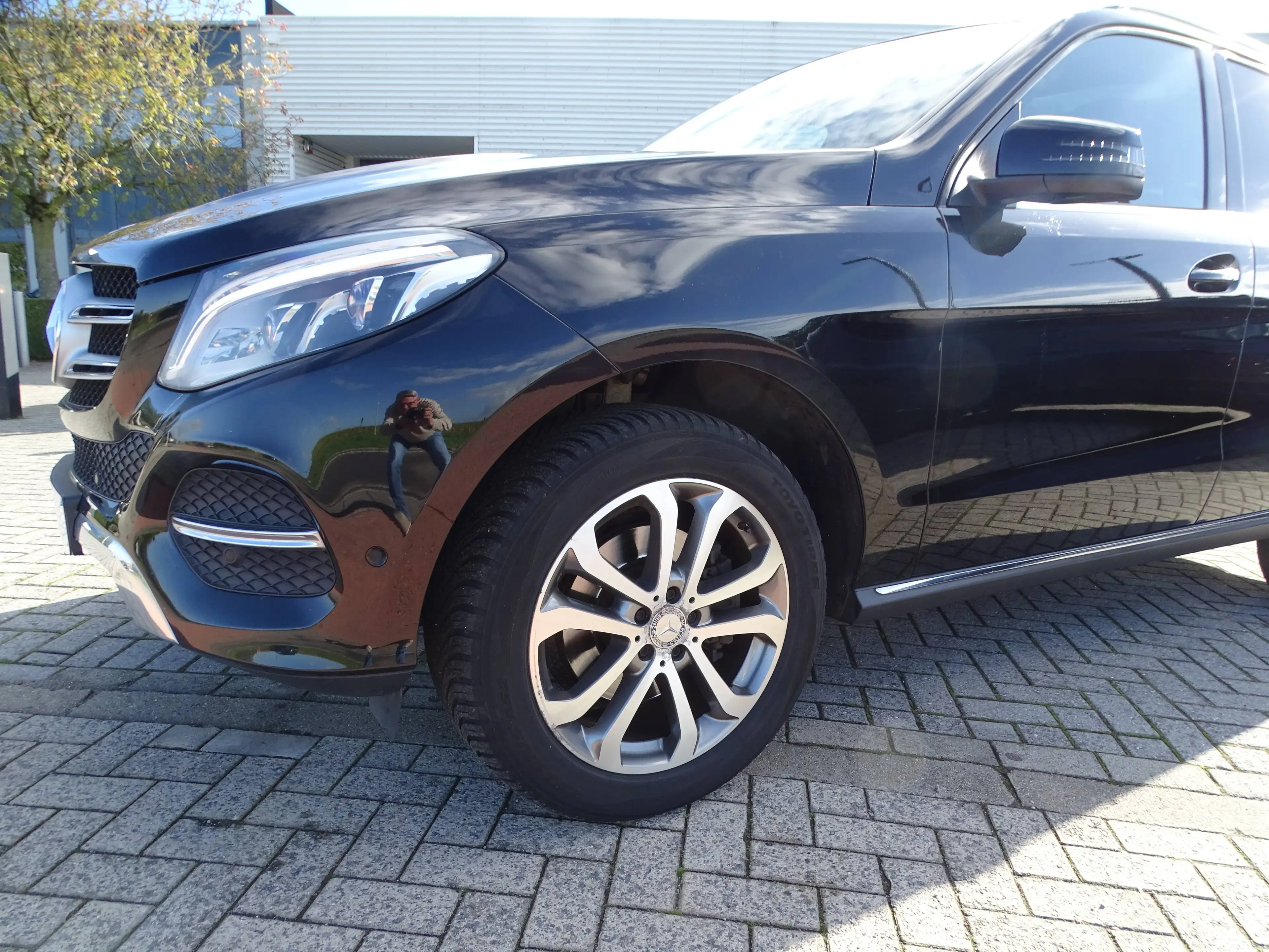 Mercedes-Benz GLE 250 GLE 250 d 4-Matic — photo 6