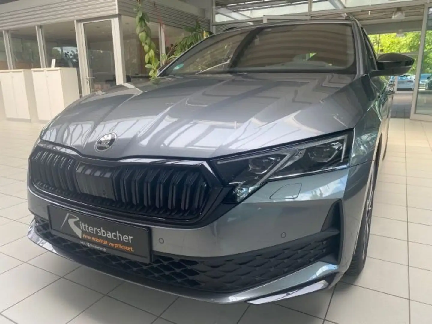 Skoda Octavia Combi Sportline 2,0 TDI 110 kW 7-Gang-DS Grau - 2