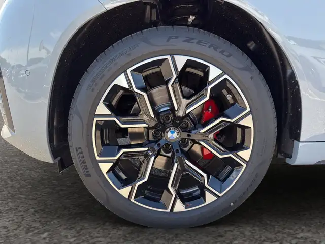 BMW X3 view 7