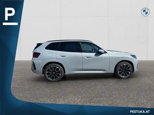 BMW X3 view 3