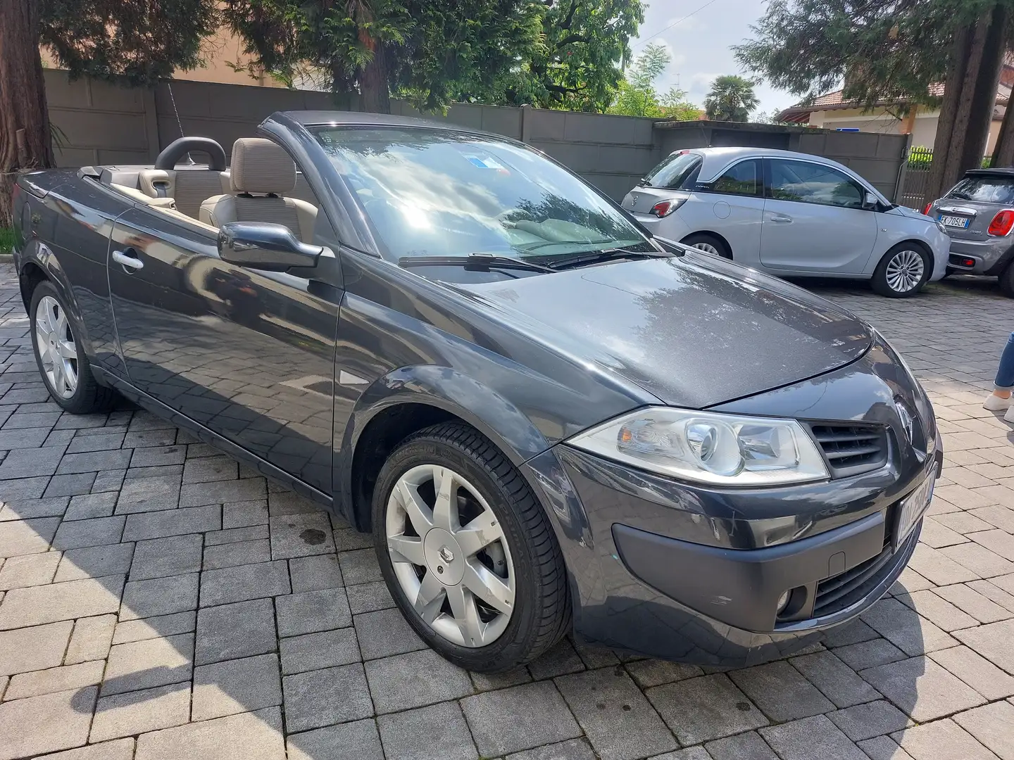 Renault Megane Megane CC 1.5 dci tagliandata pari al nuovo Grey - 2