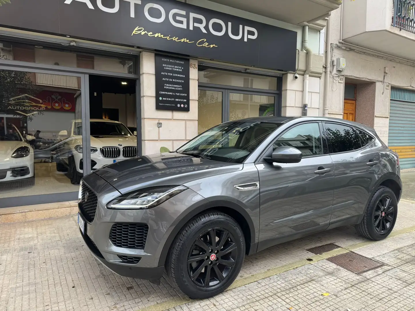 Jaguar E-Pace JAGUAR E-PACE R-DYNAMIC HSE 150CV  MY19 Grigio - 1