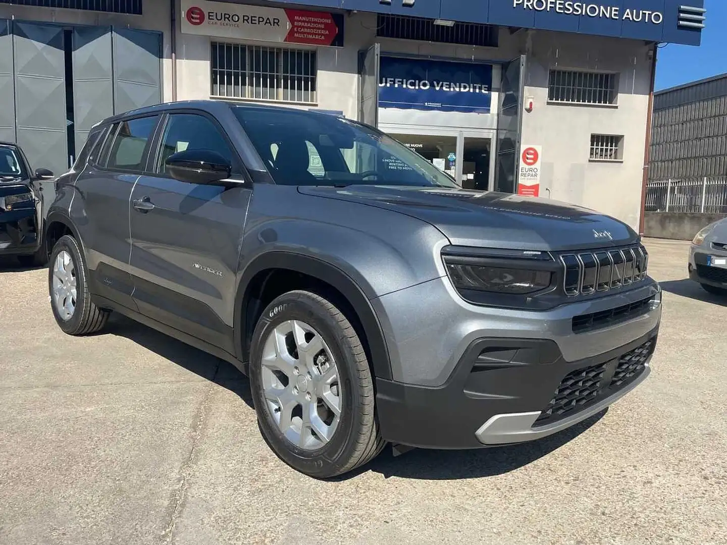 Jeep Avenger 1.2 Turbo 100 CV Altitude KM ZERO Argento - 2