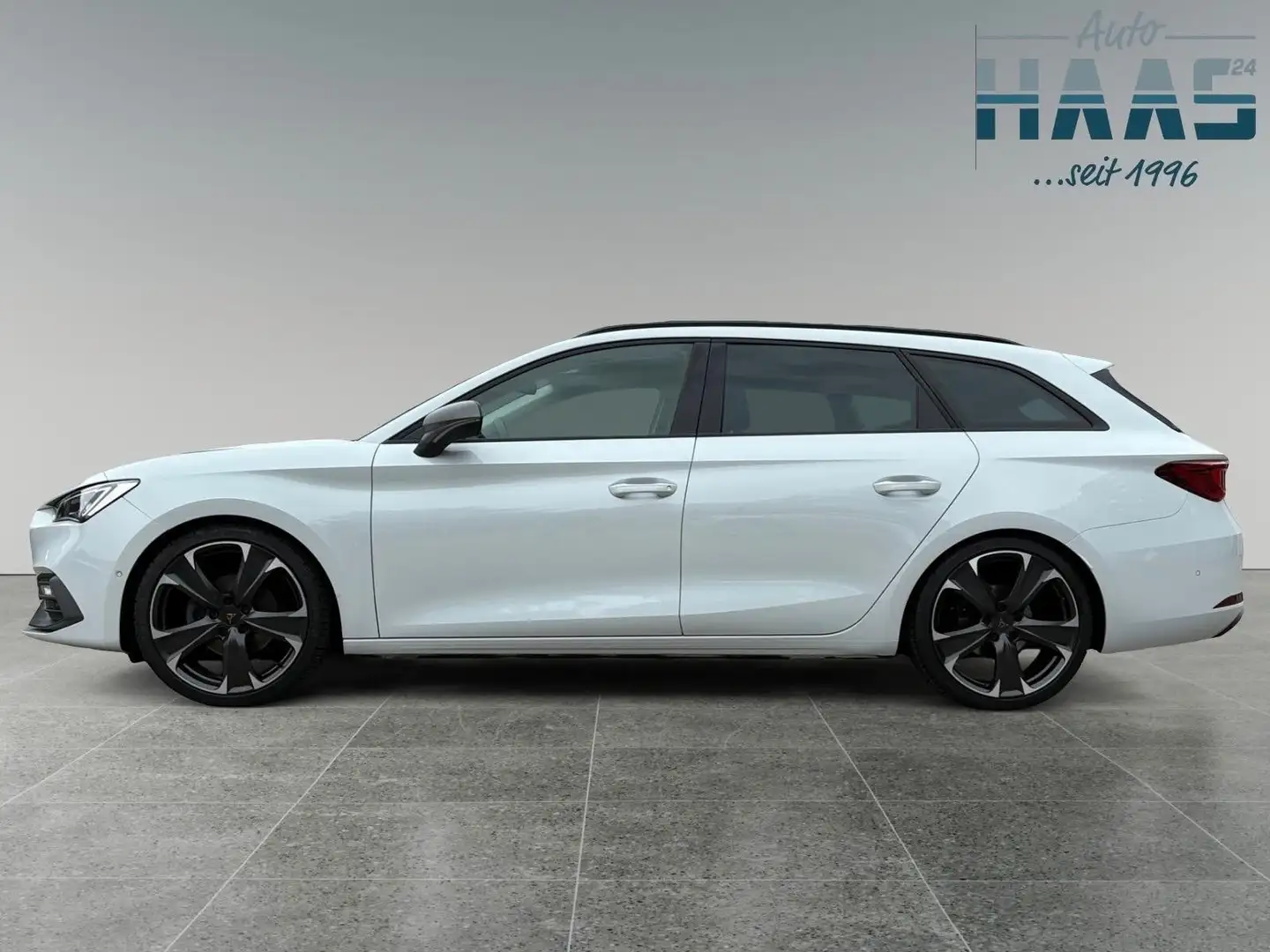 SEAT Leon Sportstourer FR 1.5TSI Assist*Navi*19LM*AHK Weiß - 2