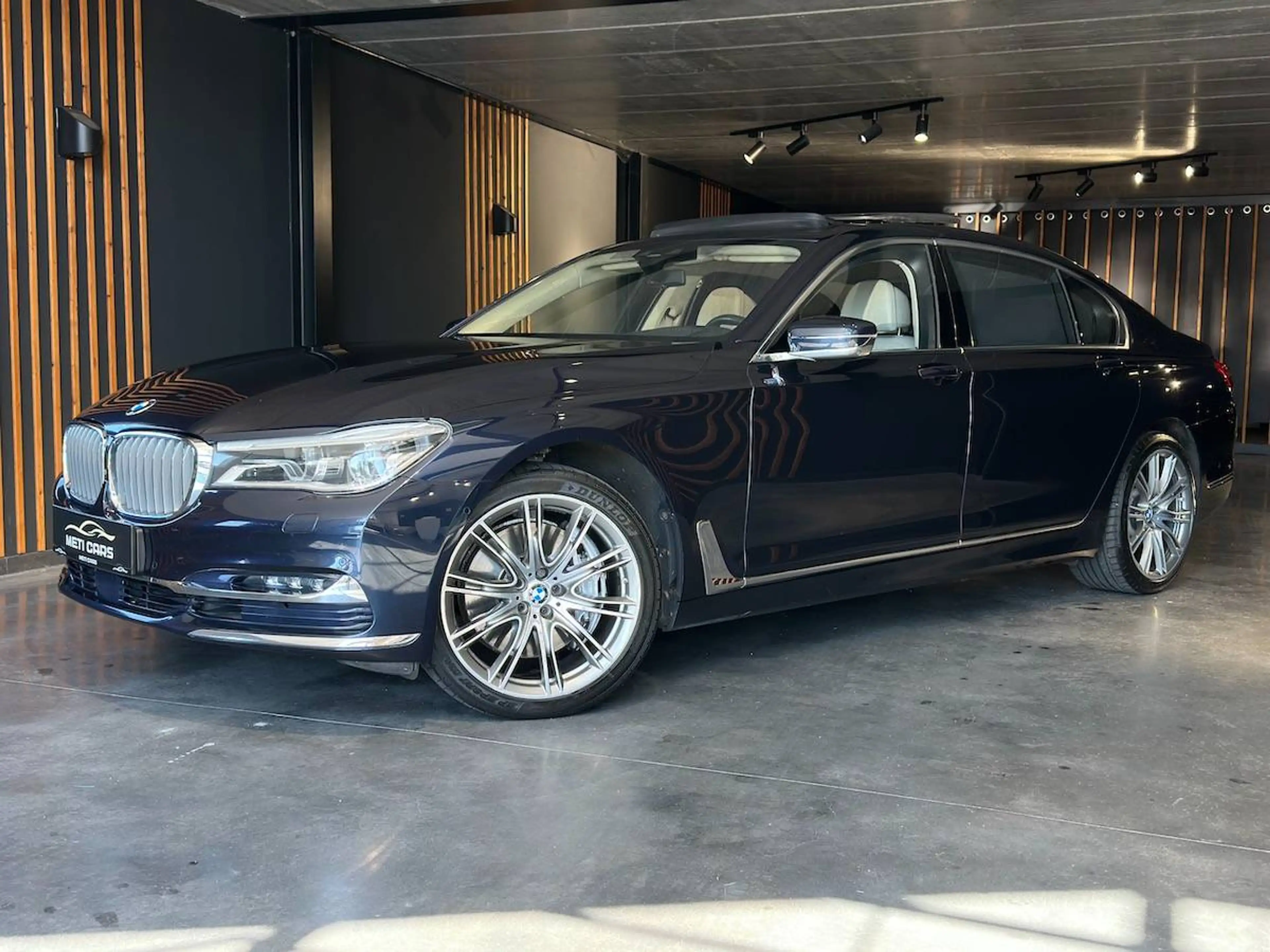 BMW 750 LI XDRIVE | Massage | ACC | Pano | B&W | ...