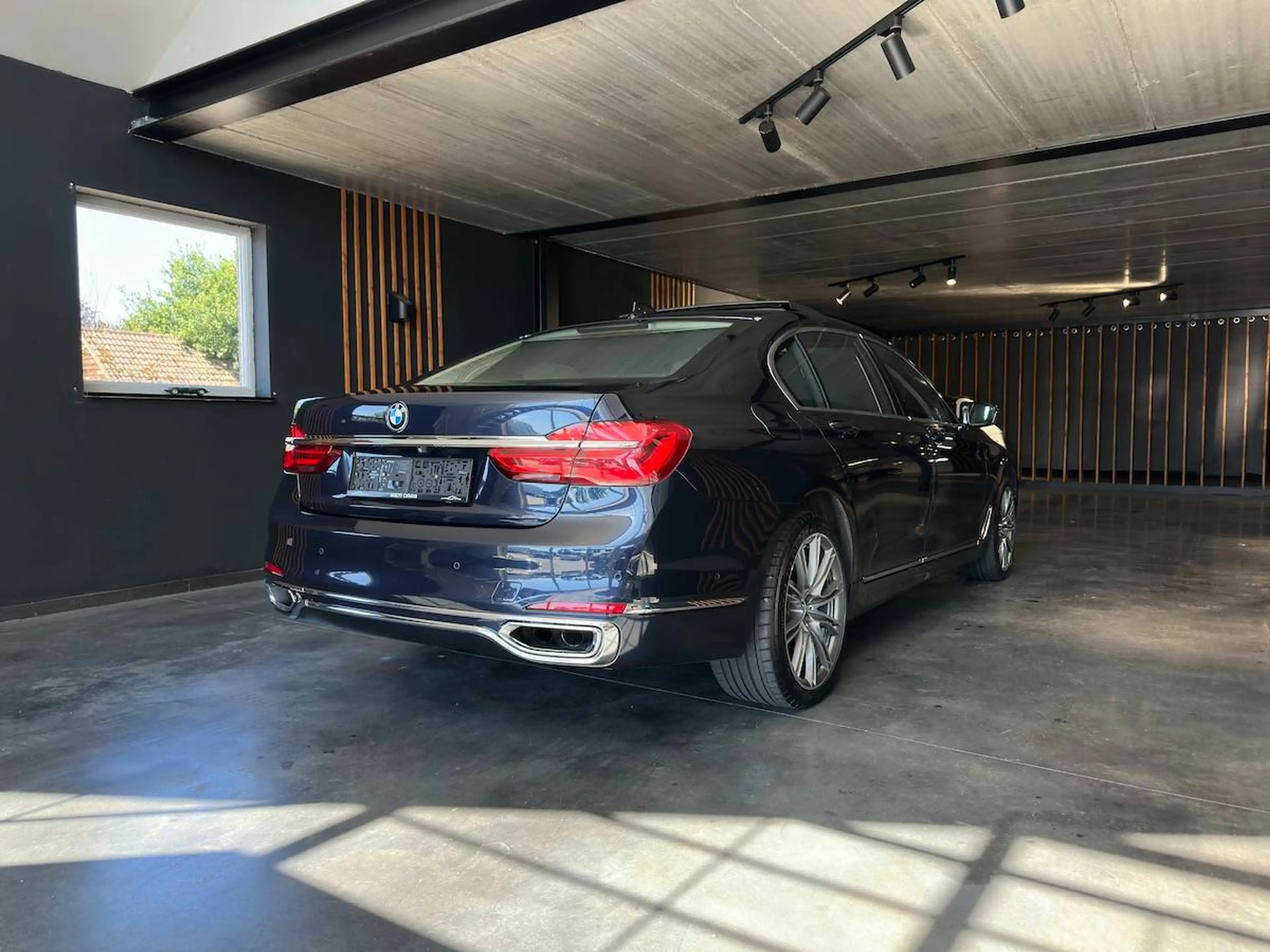 BMW 750 LI XDRIVE | Massage | ACC | Pano | B&W | ... — photo 8