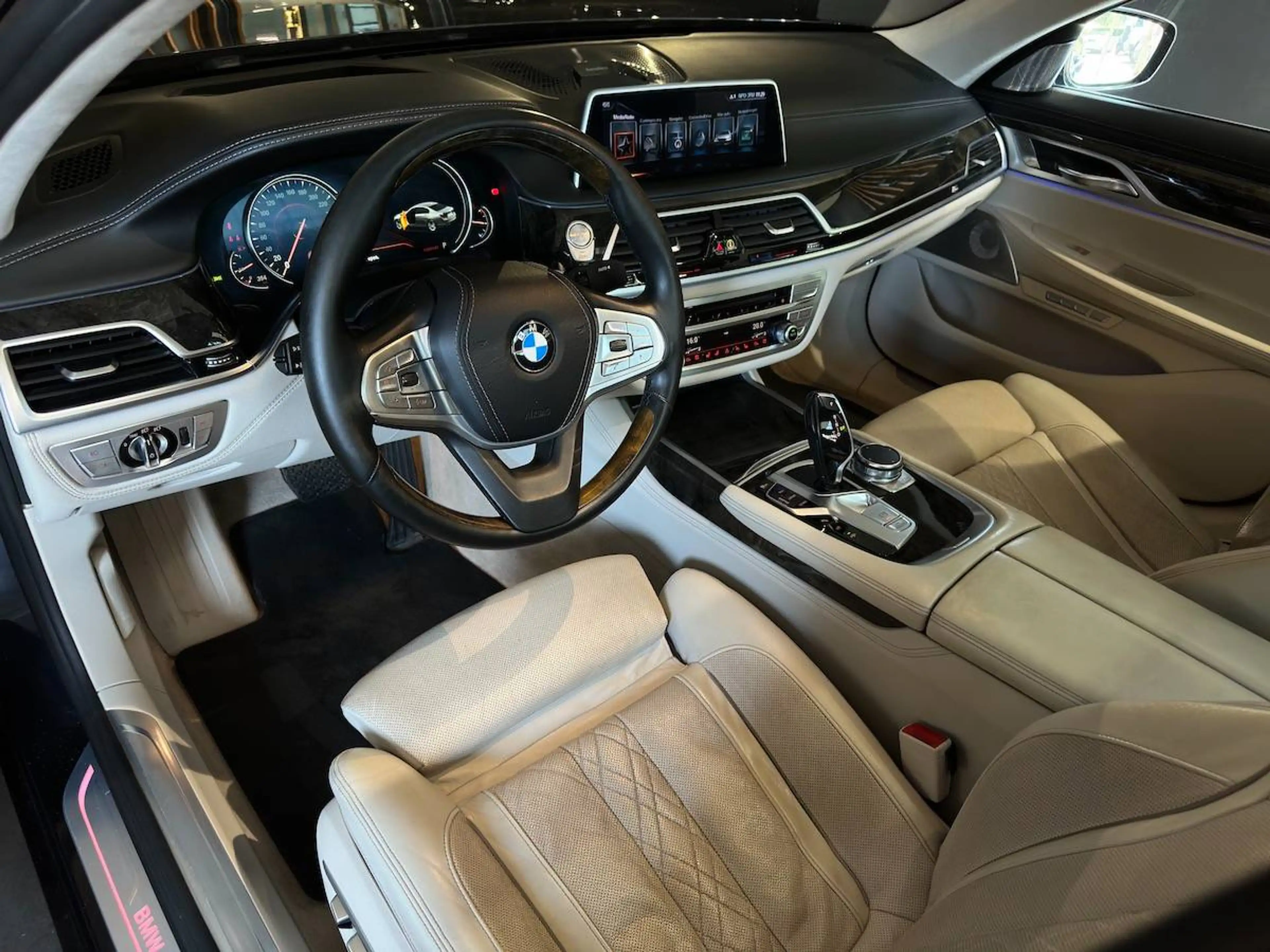BMW 750 LI XDRIVE | Massage | ACC | Pano | B&W | ... — photo 12