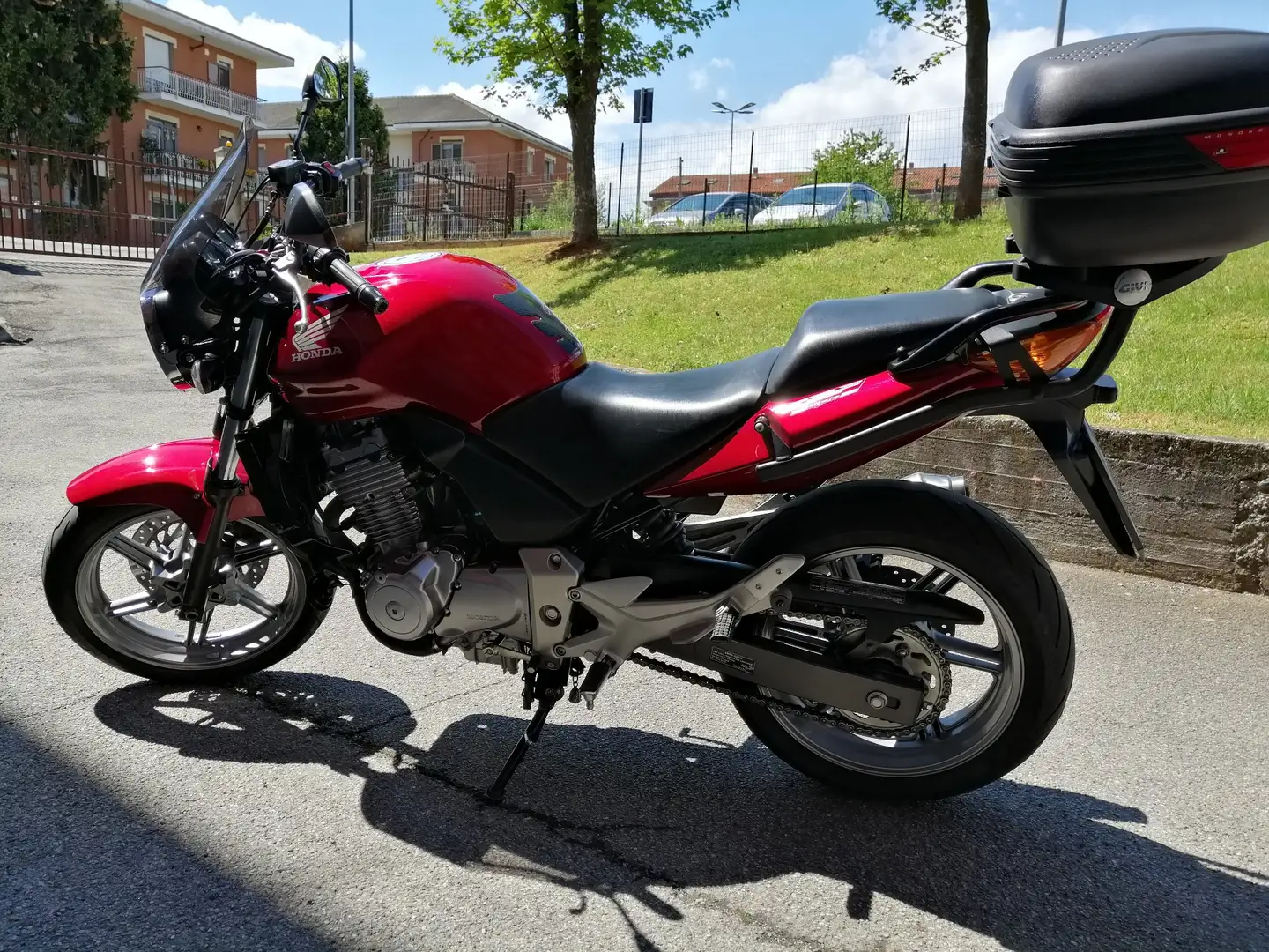 Honda CBF 500 turismo crvena - 2