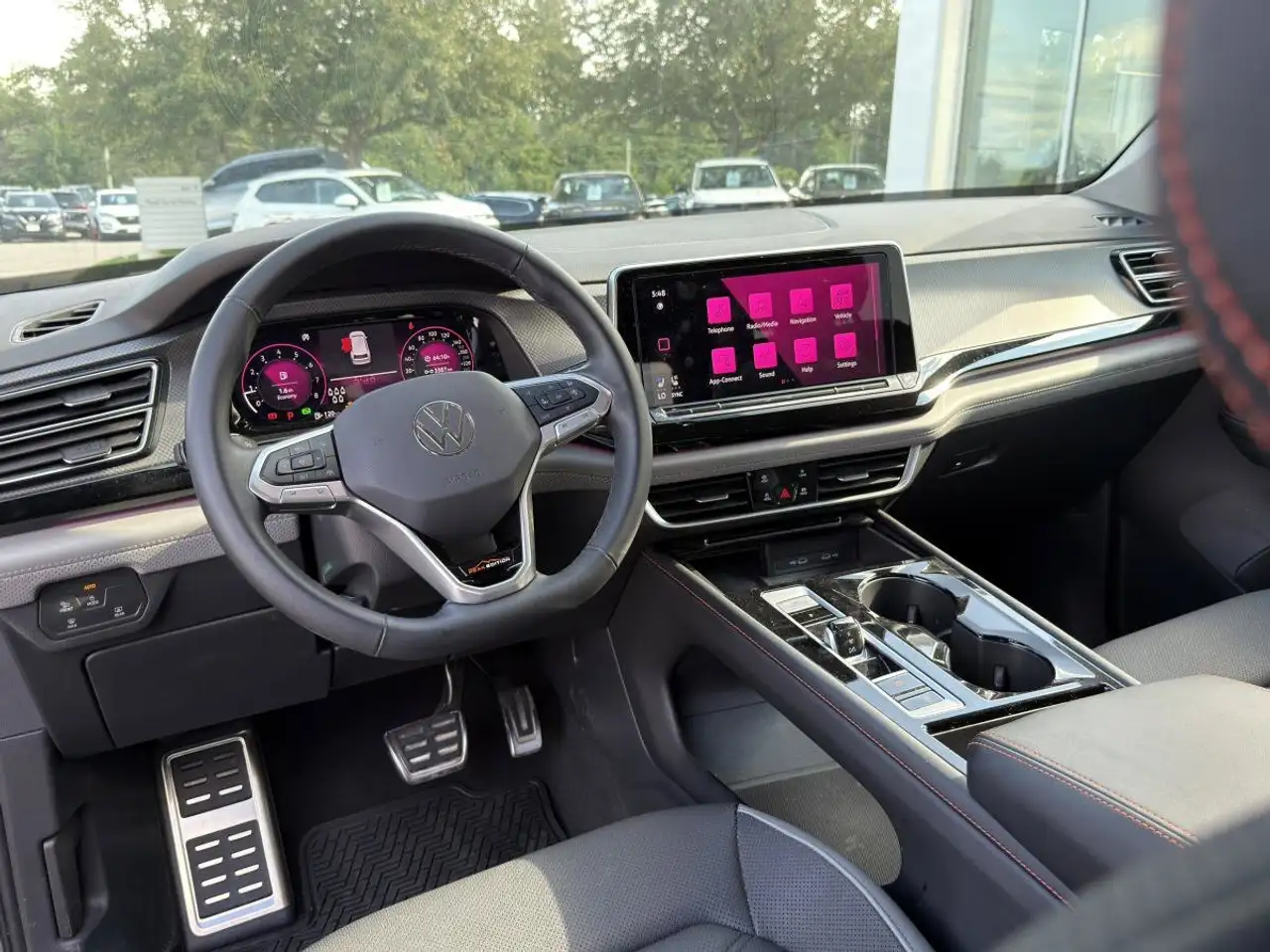 Volkswagen Atlas снимка Volkswagen Atlas
