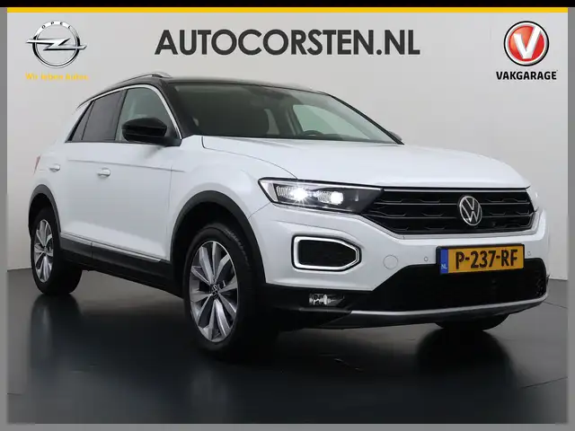 Volkswagen T-Roc view 6