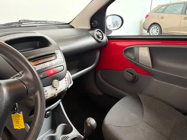 Toyota Aygo view 5