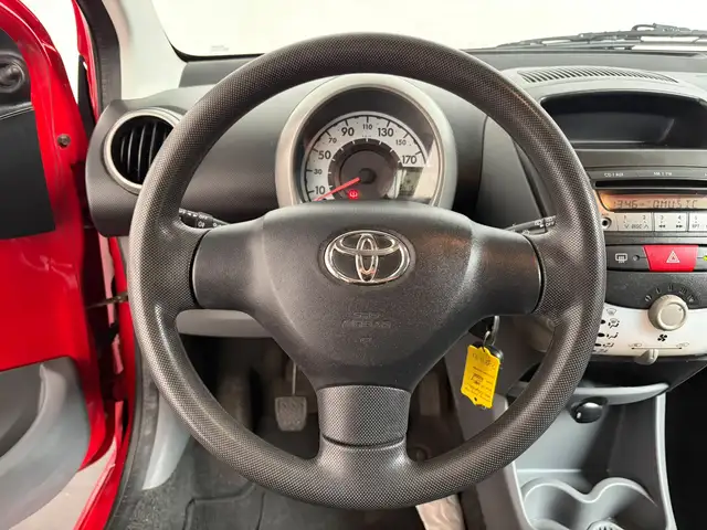 Toyota Aygo view 9