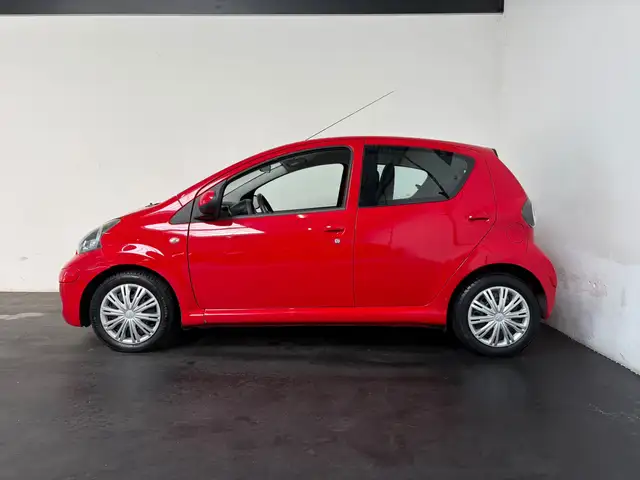 Toyota Aygo view 17