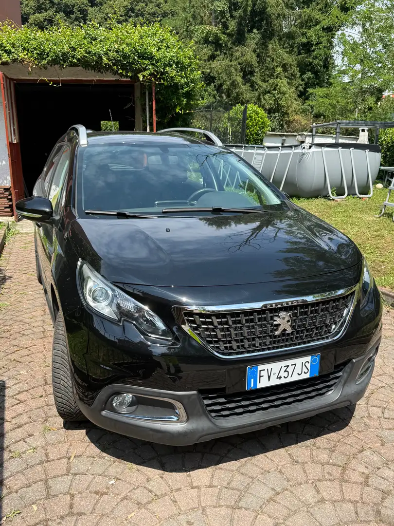 Peugeot 2008 2008 1.2 puretech Active s Nero - 1