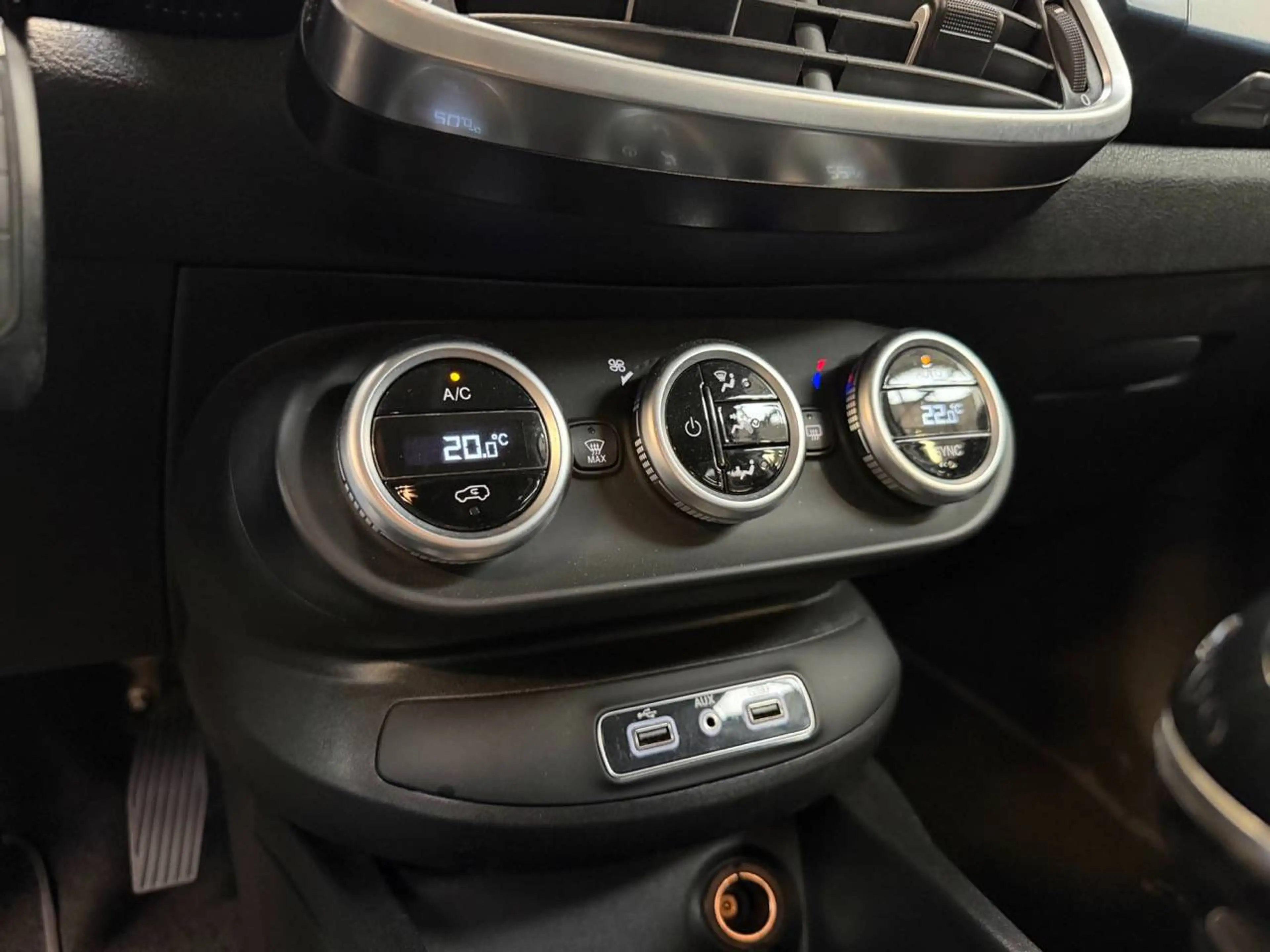 Fiat 500X 500X 1.6i E-torq Mirror — photo 14