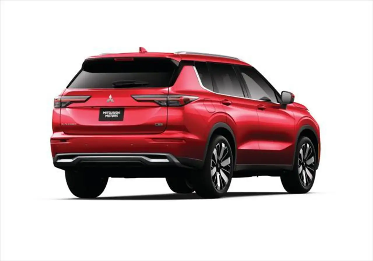 Mitsubishi Outlander снимка Mitsubishi Outlander