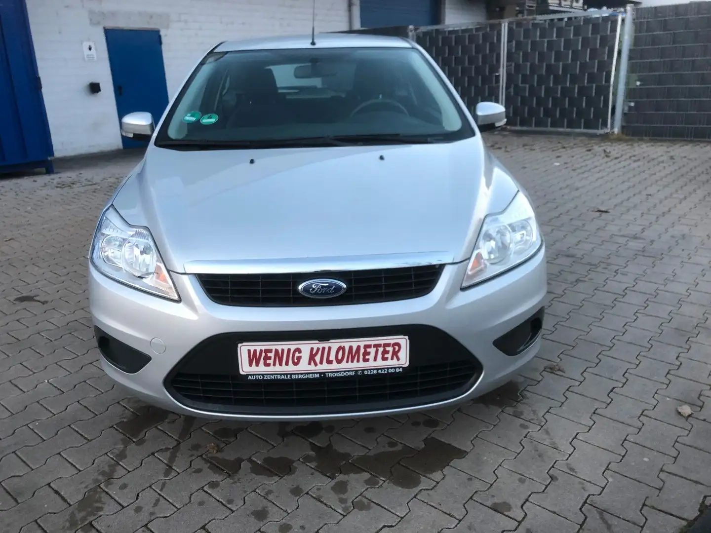 Ford Focus Lim. Style,2Hand,Topgepflegt,Tüv Neu Silber - 1