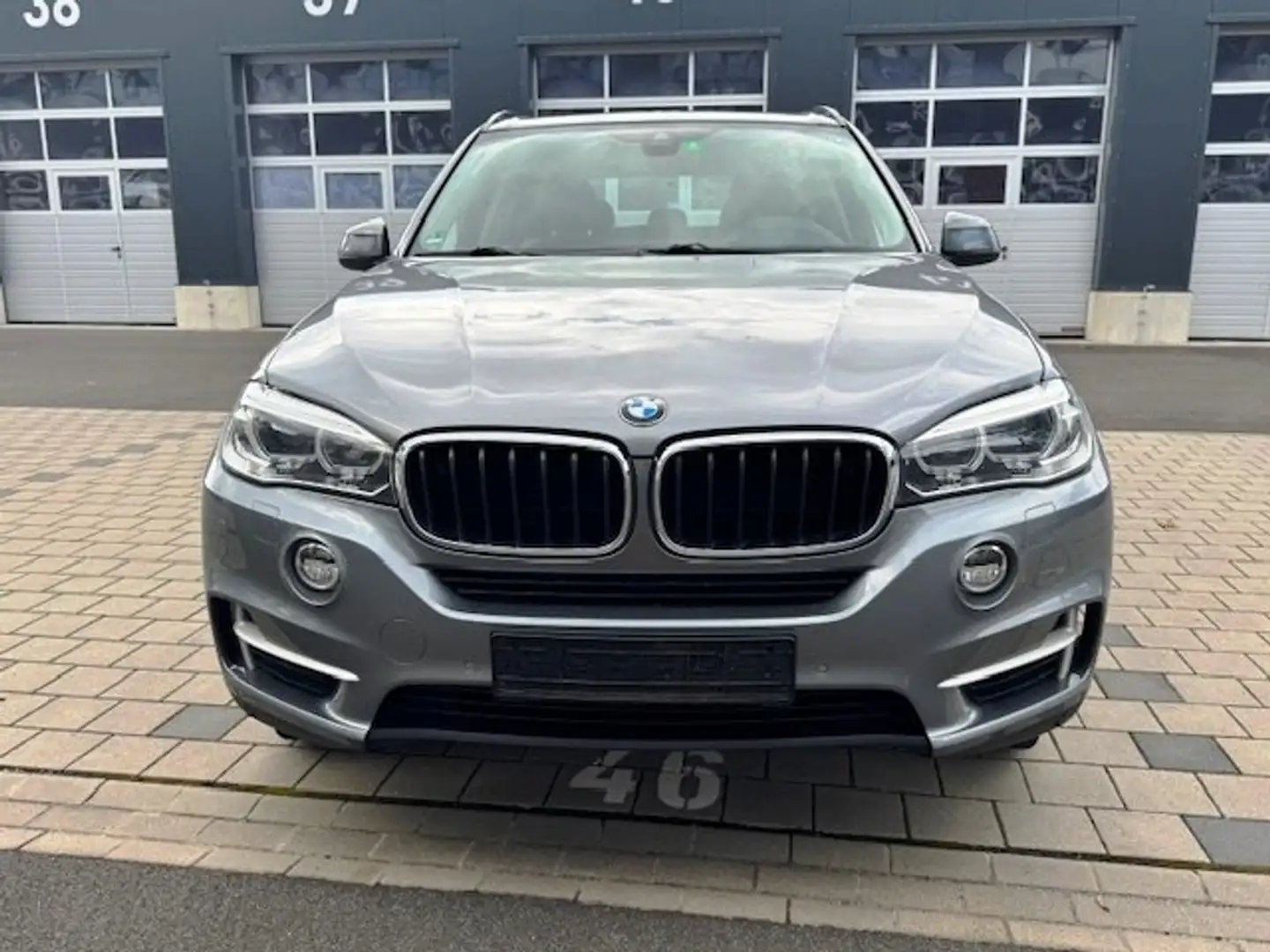 BMW X5 X5 Diesel xDrive30d Sport-Aut. Silber - 1
