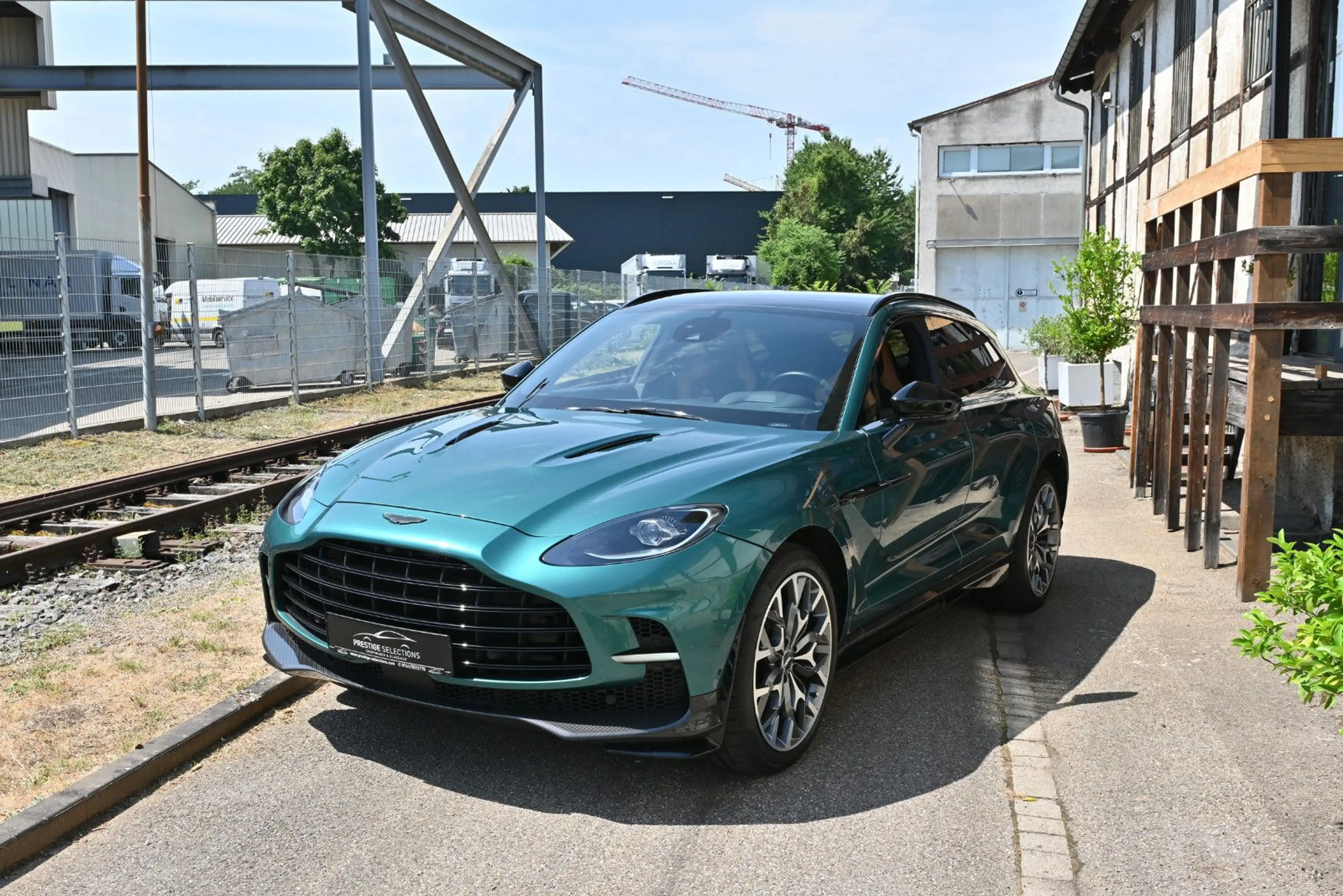 Aston Martin DBX 707/Abs.Voll!/Carbon/Folie/Echte Vollaussta! — photo 11