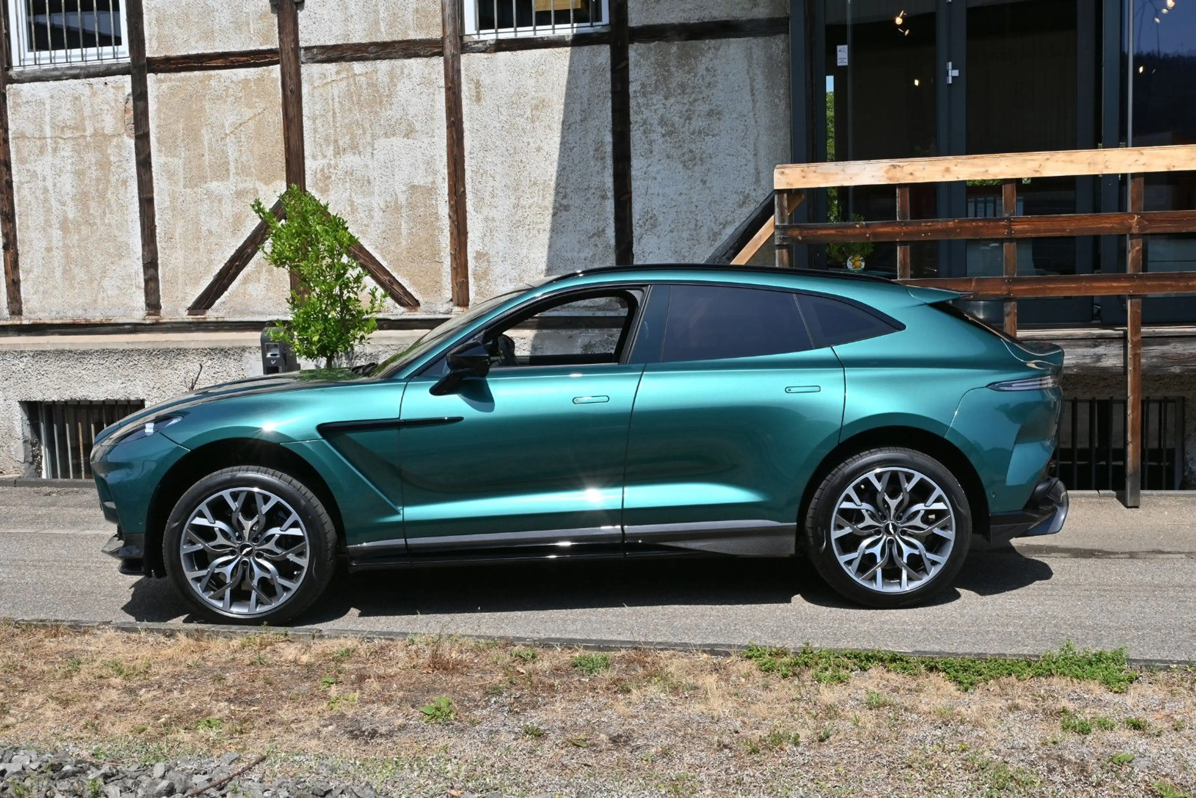 Aston Martin DBX 707/Abs.Voll!/Carbon/Folie/Echte Vollaussta! — photo 13