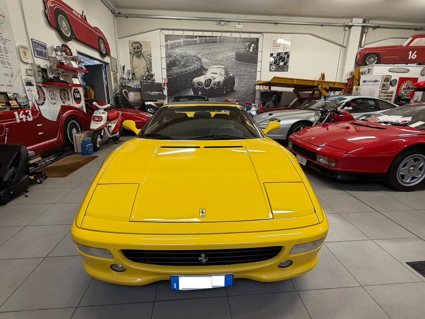 Ferrari F355 F355 GTS 2.7 NO AIRBAG Gelb - 1