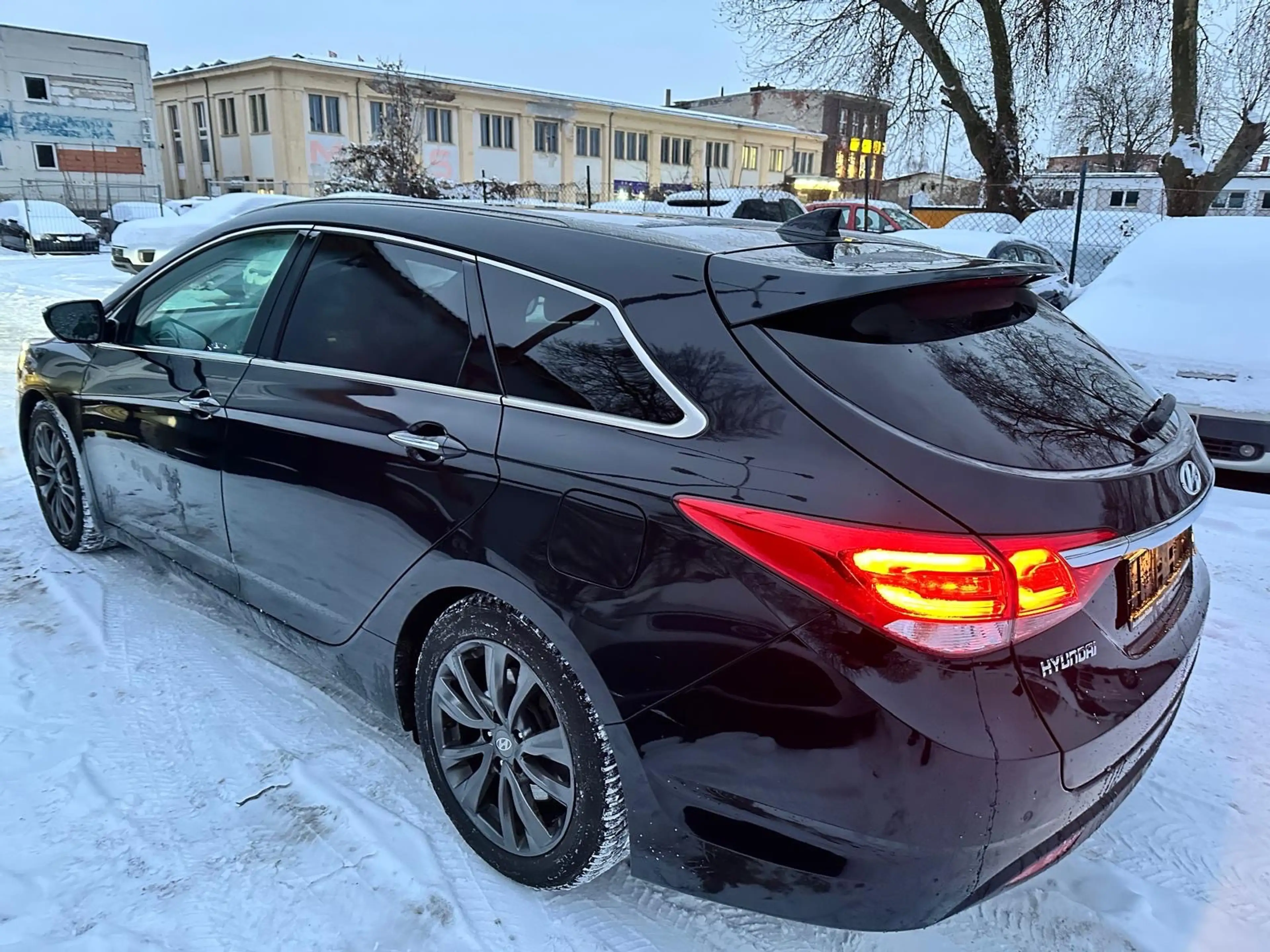 Hyundai i40 blue Premium Vollausstattung — photo 6