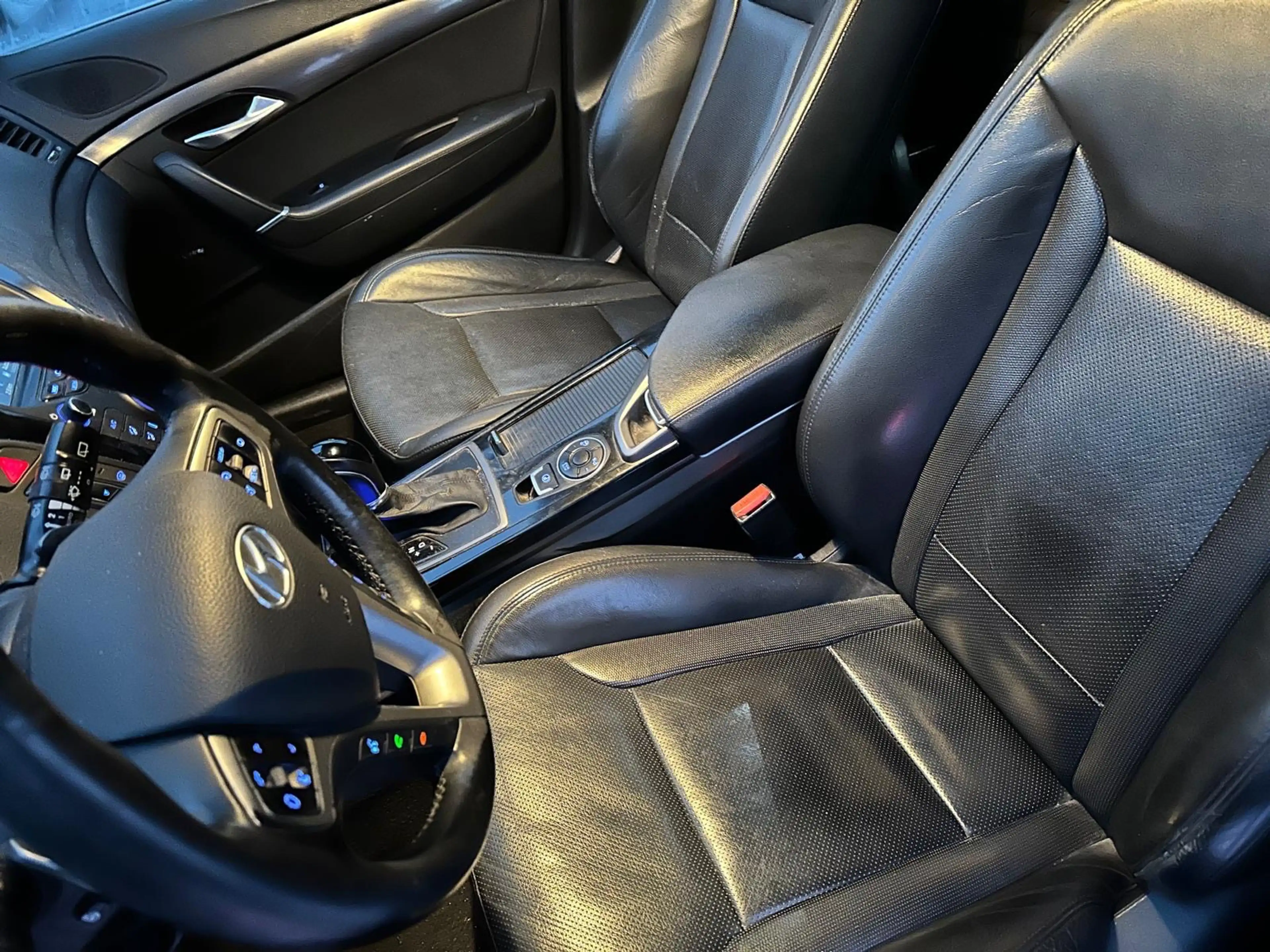 Hyundai i40 blue Premium Vollausstattung — photo 9