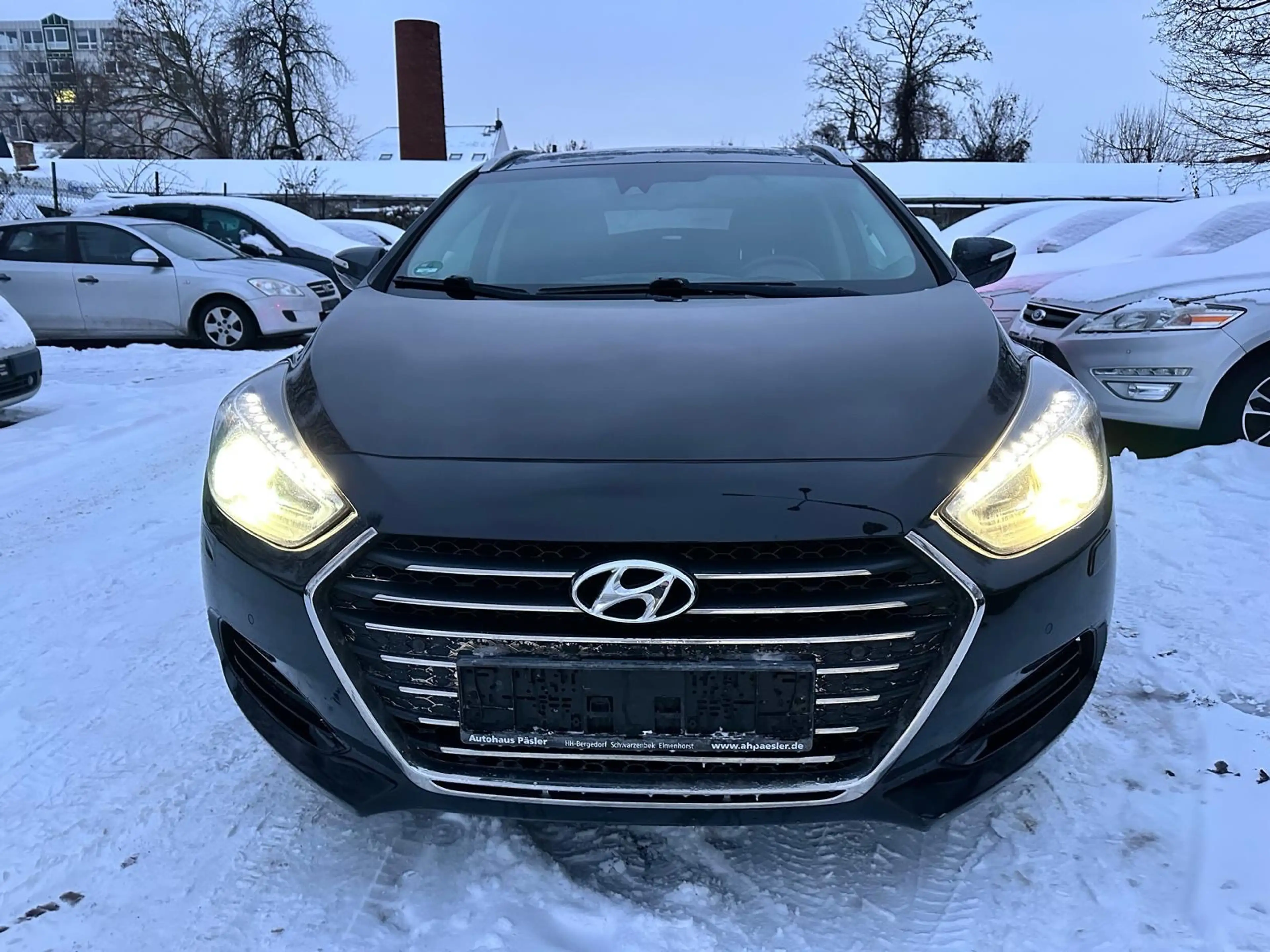 Hyundai i40 blue Premium Vollausstattung — photo 2