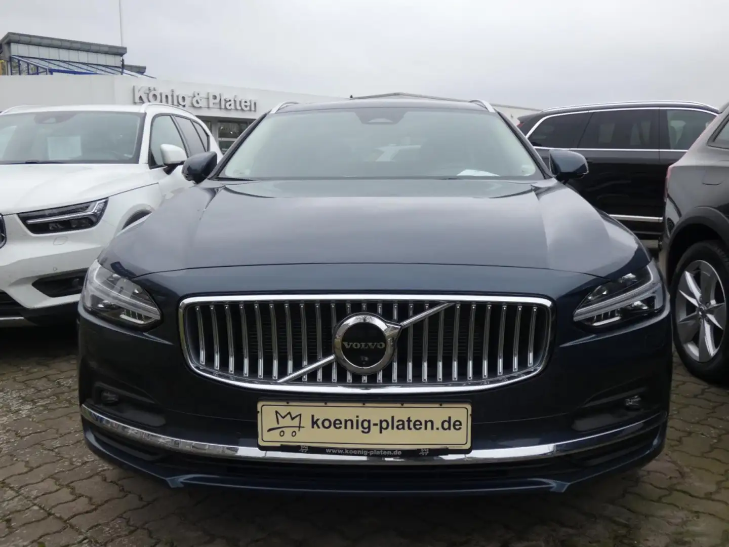 Volvo V90 B4 Benzin Ultimate Bright Klima Rückfahrkamera Blau - 2