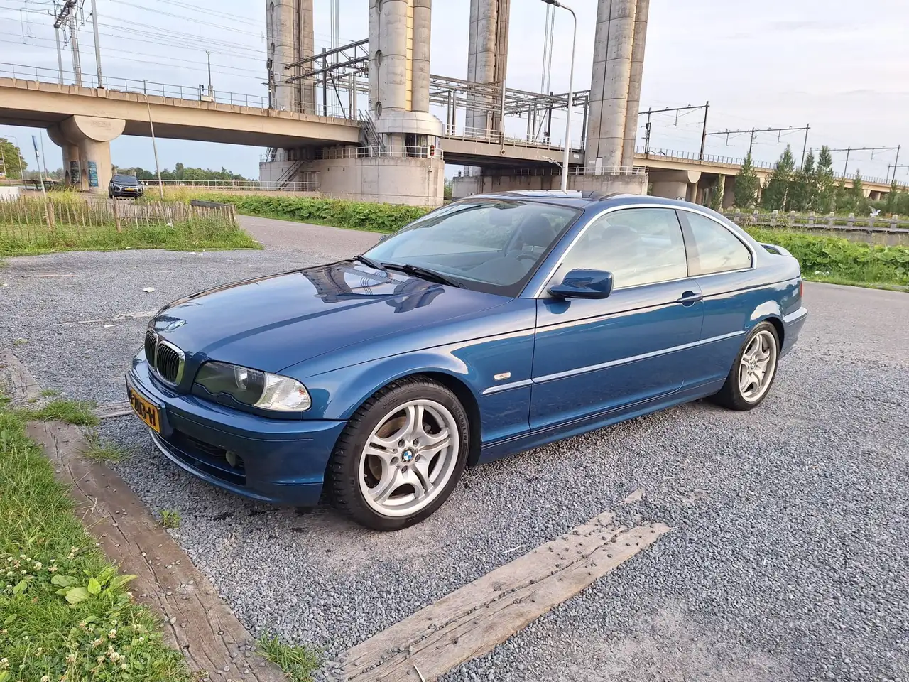 BMW 330 323Ci Executive, foto 1