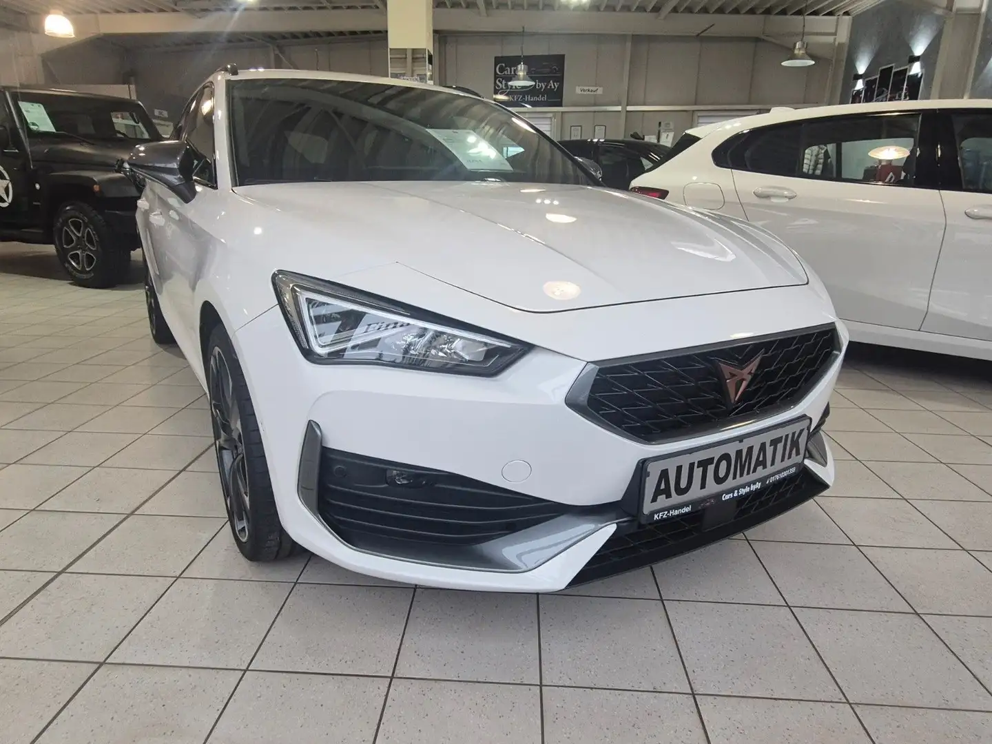 CUPRA Leon Sportstourer e-Hybrid/ dynami/KeylessGo/LED Blanc - 1
