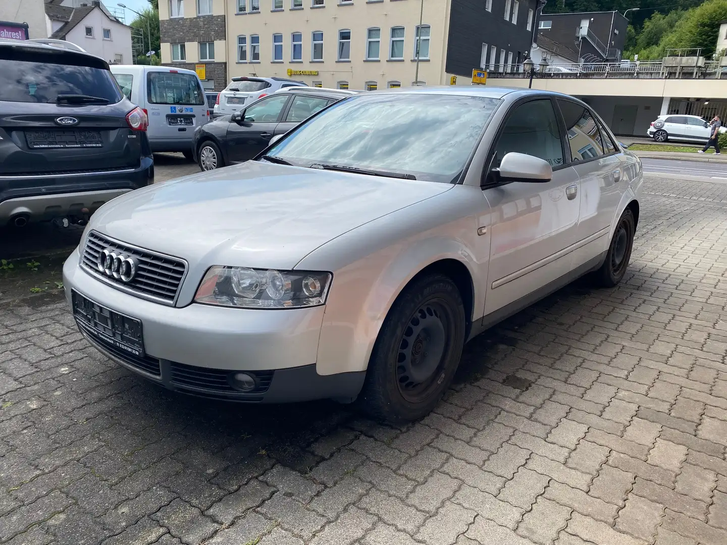 Audi A4 A4 1.6 Limousine Silber - 1