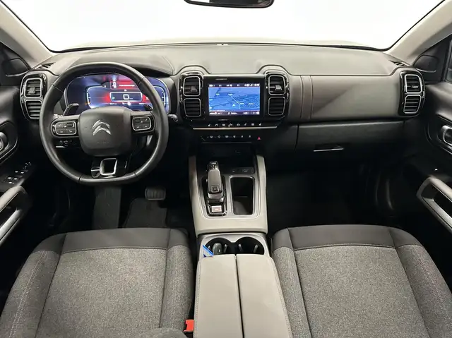 Citroen C5 Aircross view 2