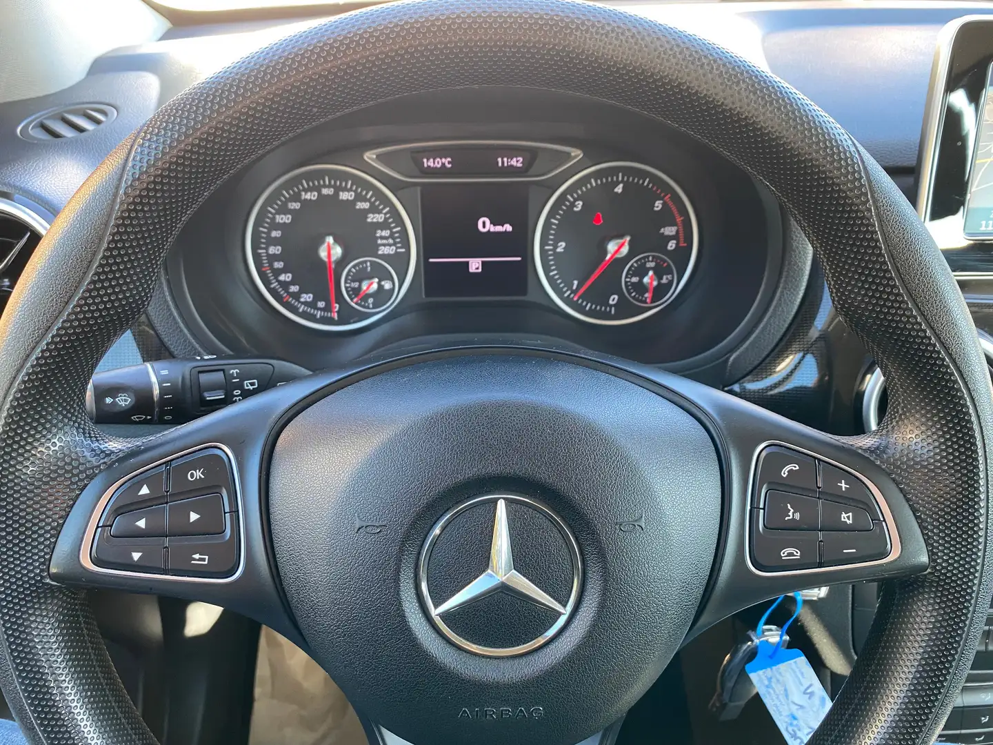 Mercedes-Benz B 180 B 180 CDI - Sitzheizung - Klima - Navi ! Grau - 2