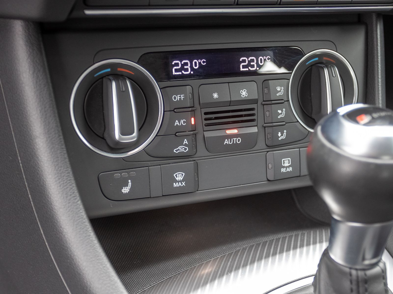 Audi Q3 Design 2.0TFSI qu Stronic Navi LED EPH GRA — photo 19