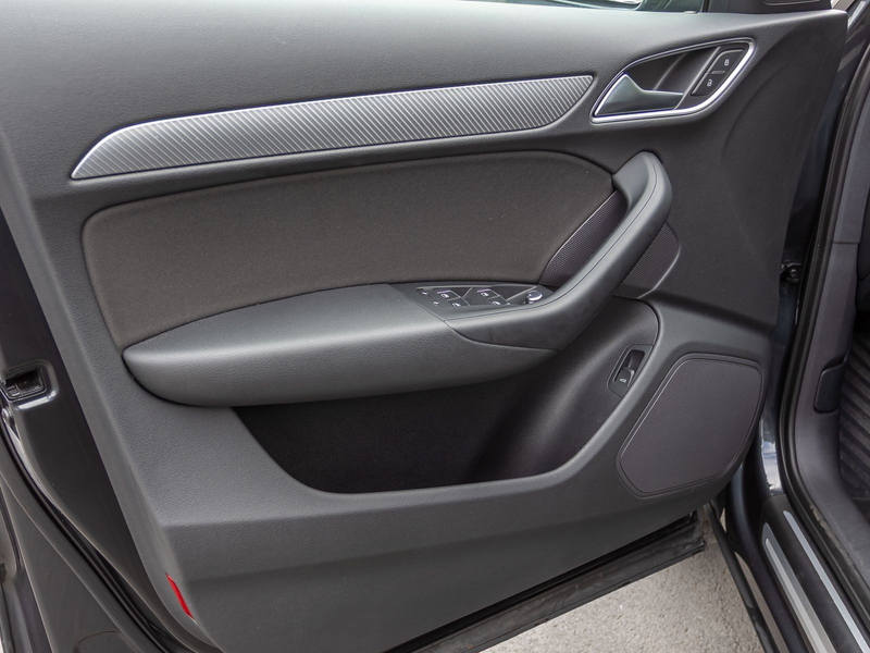 Audi Q3 Design 2.0TFSI qu Stronic Navi LED EPH GRA — photo 12