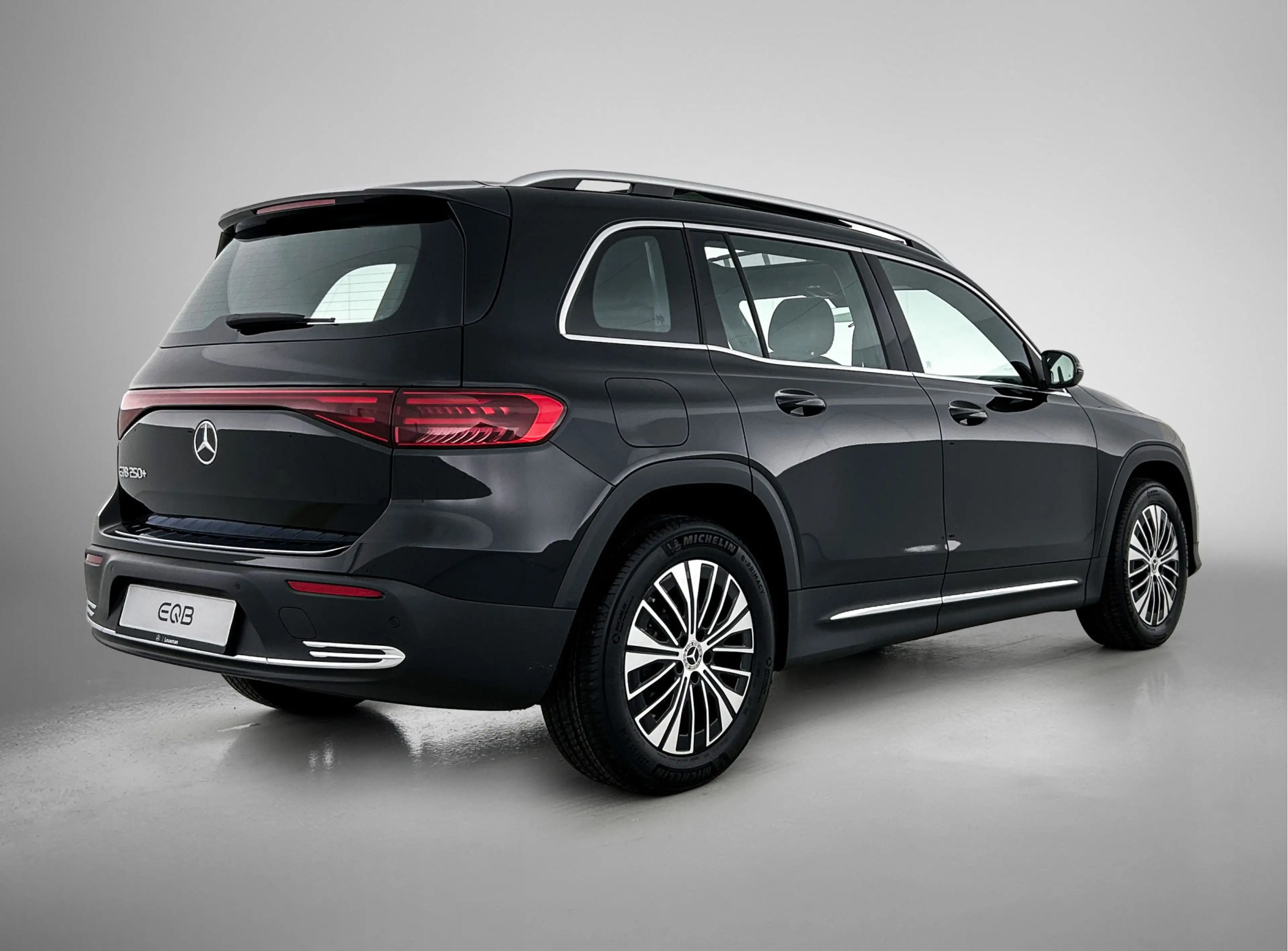 Mercedes-Benz EQB 250 250+ Business Solution Luxury 71 kWh | Smartphone — photo 3