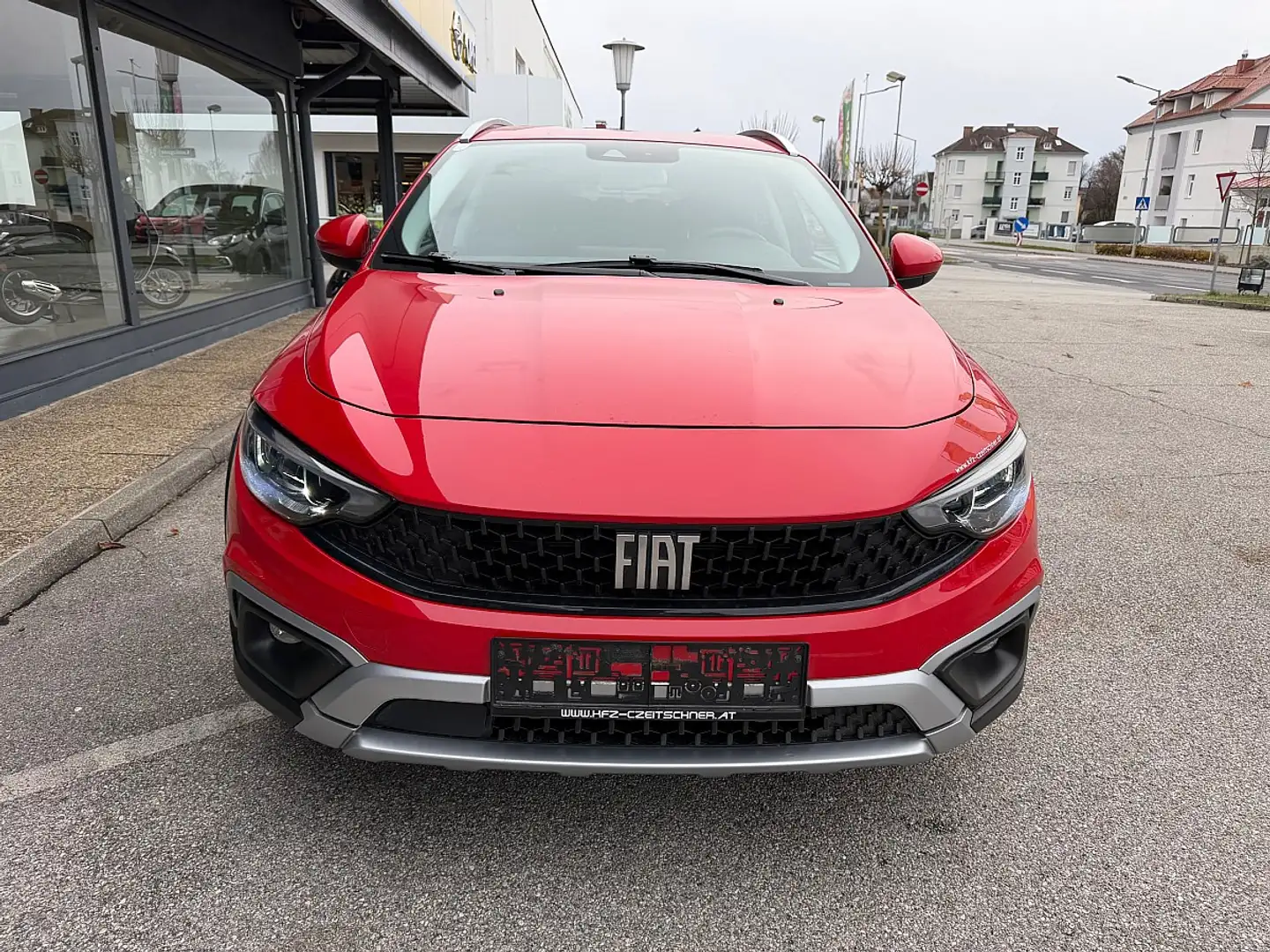 Fiat Tipo Cross FireFly Turbo 100 (RED) Rojo - 2