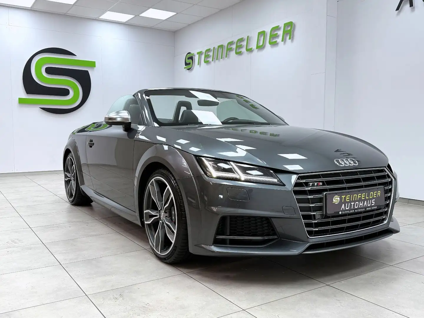 Audi TTS Roadster 2.0 TFSI quattro / V.C. /  LED /B&O Grau - 1