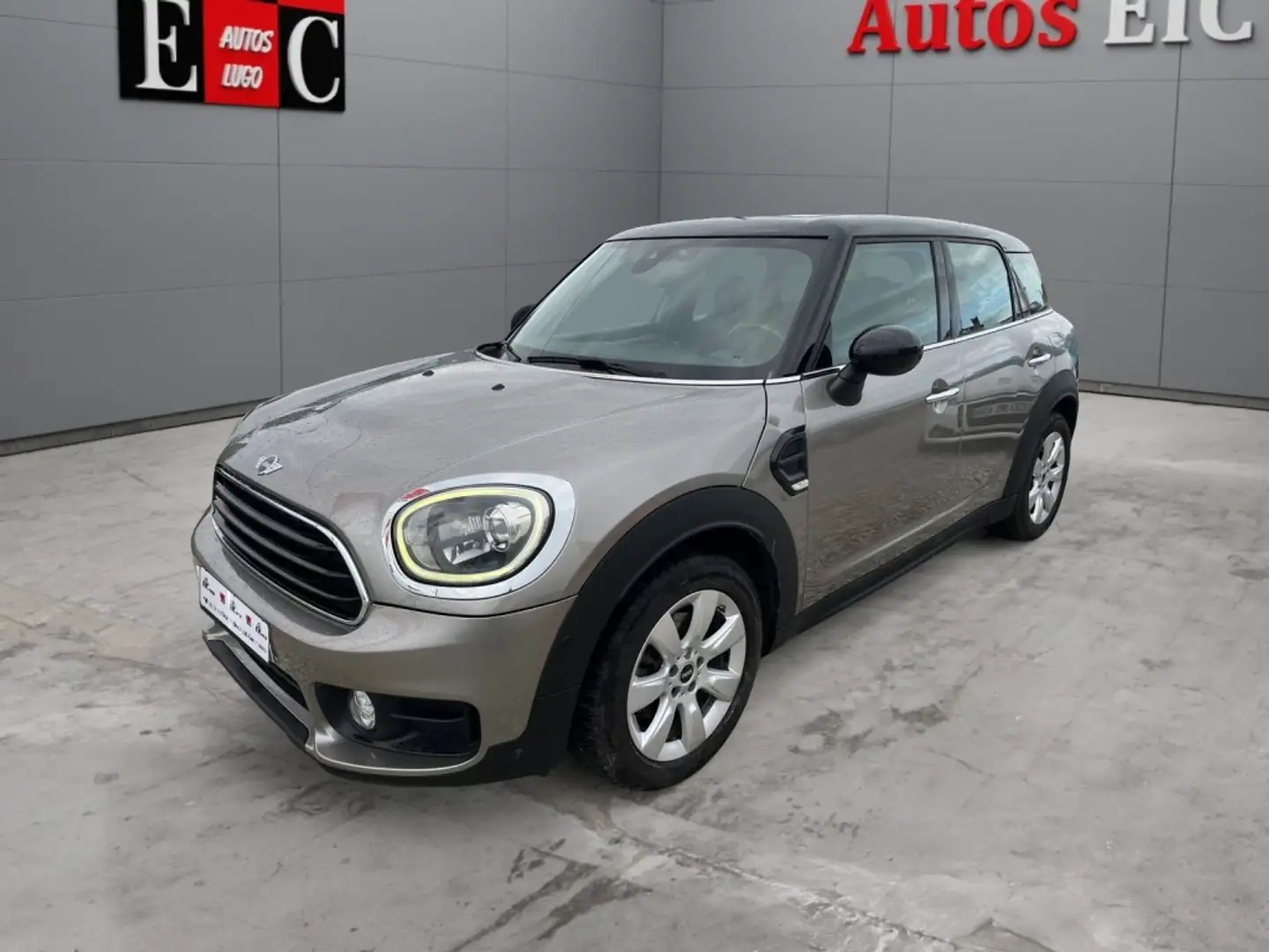MINI Cooper Countryman Verde - 1