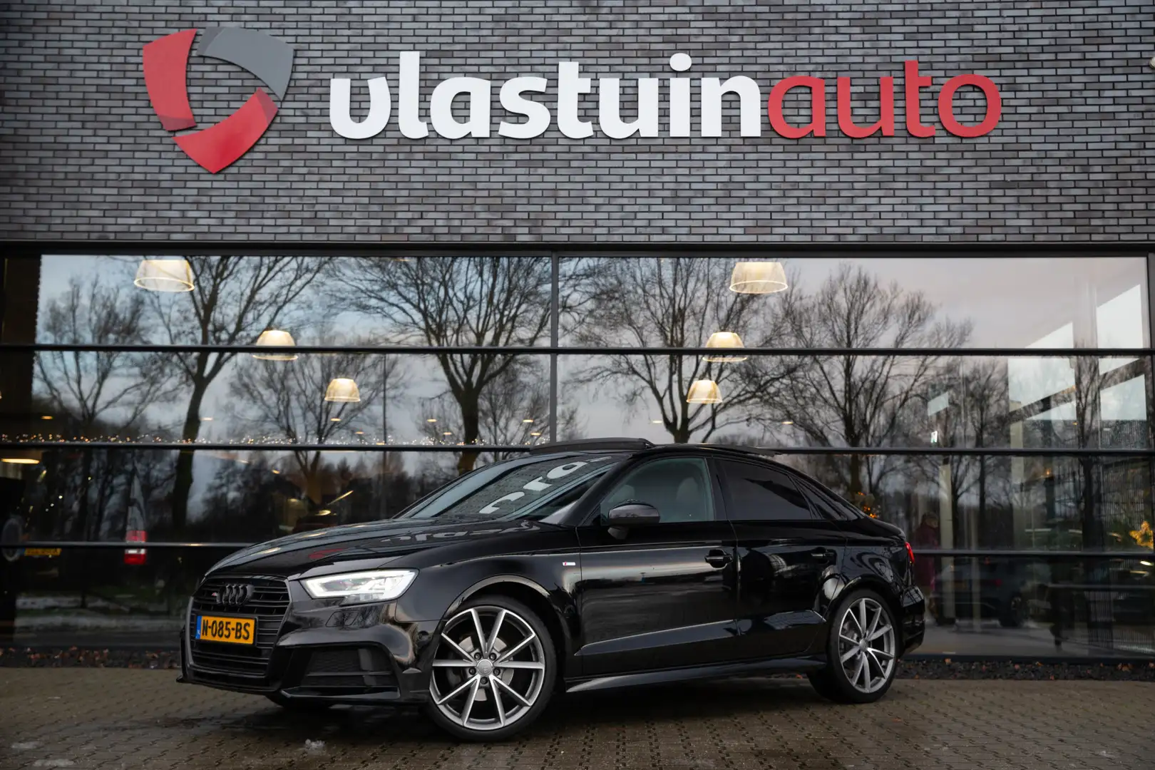 Audi A3 Limousine 1.5 TFSI S-line , Panoramadak, Bang&Oluf Noir - 1