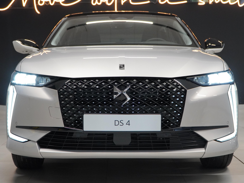 DS Automobiles DS 4 Pallas Hybrid + 5 jaar garantie — photo 3